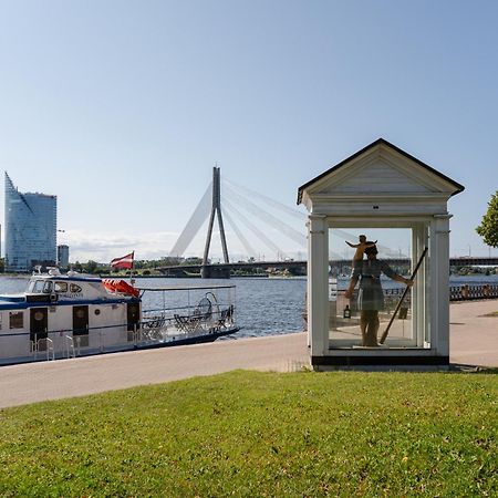River View, Next To Riga Castle! Exterior photo