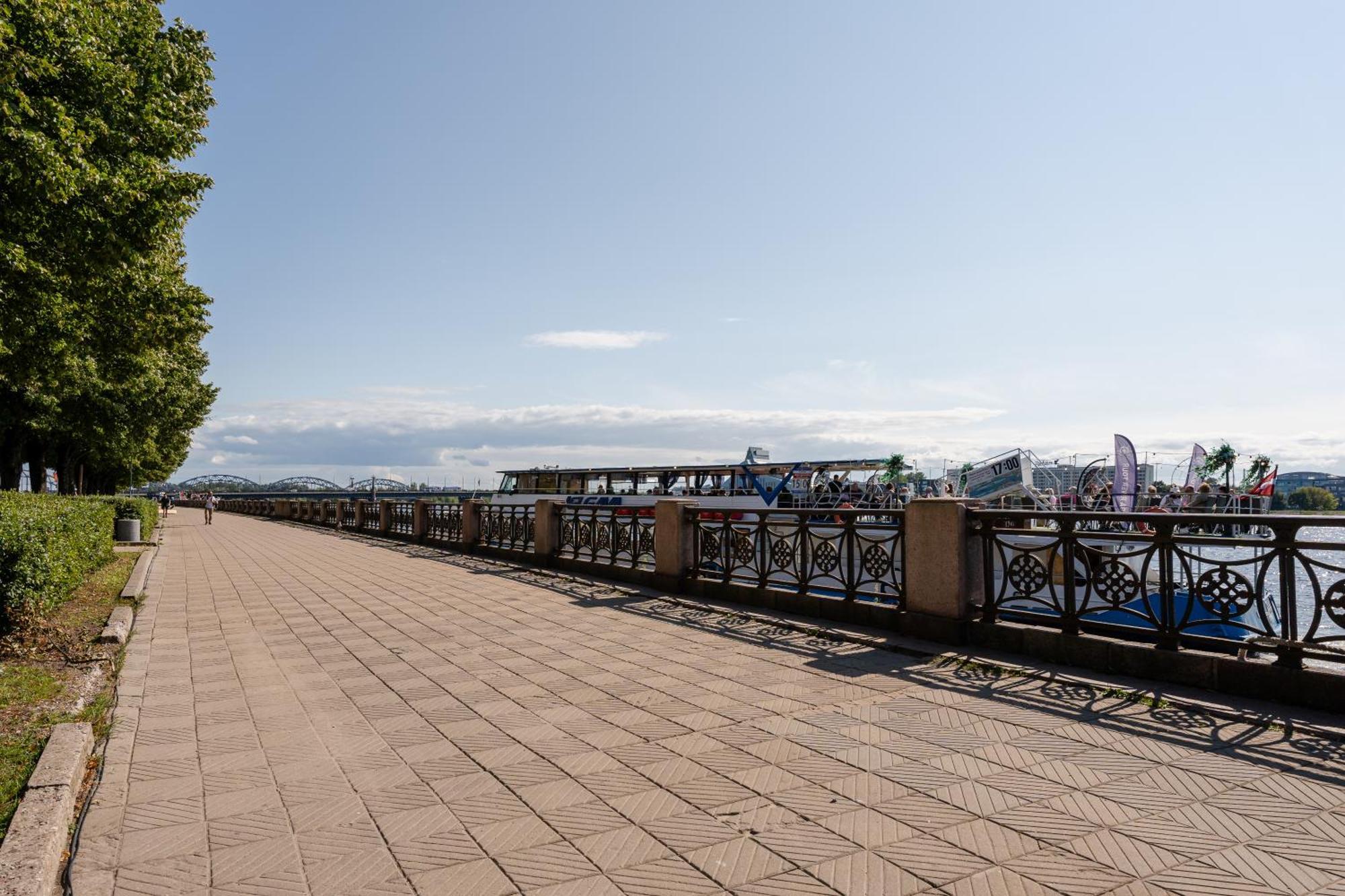 River View, Next To Riga Castle! Exterior photo